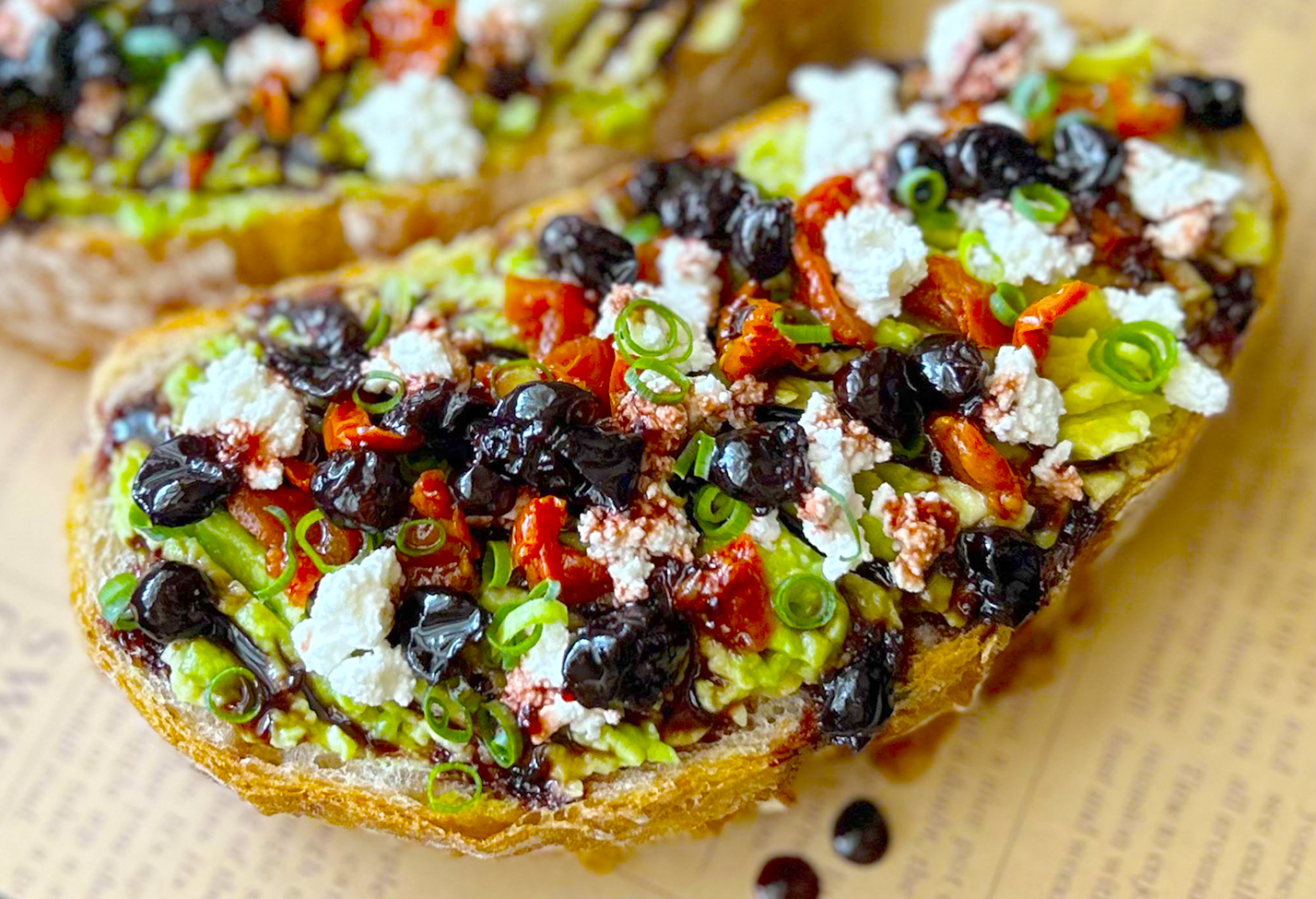 ブルスケッタ~ブラックカラントのバルサミコのソース~