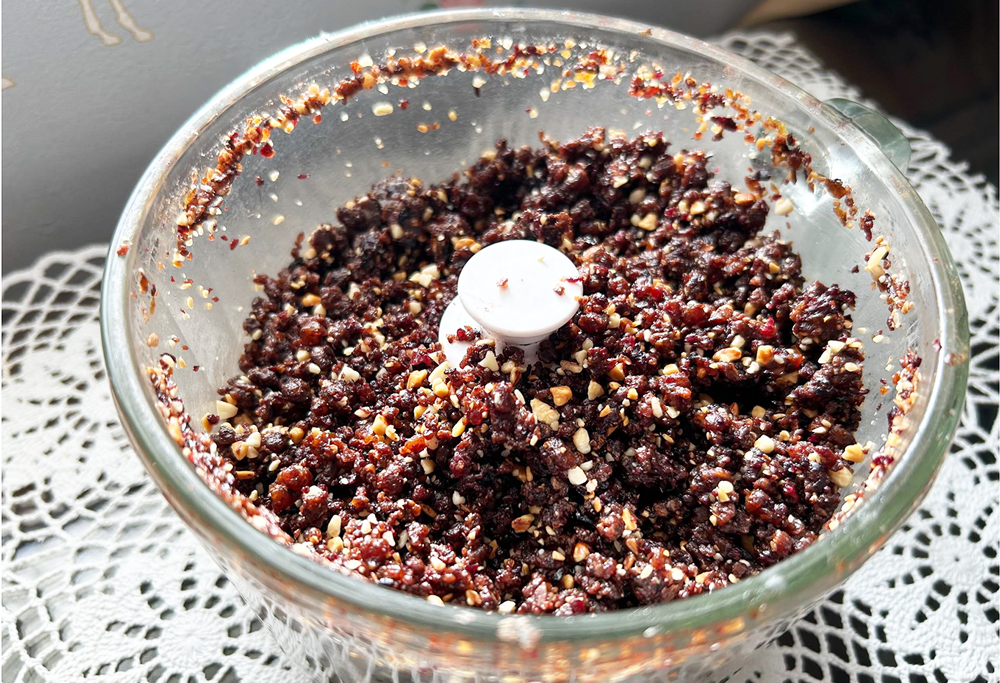 抹茶とブラックカラントのエナジーボール