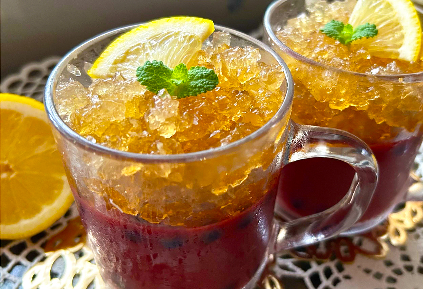 ブラックカラントとレモネードの二層ゼリー