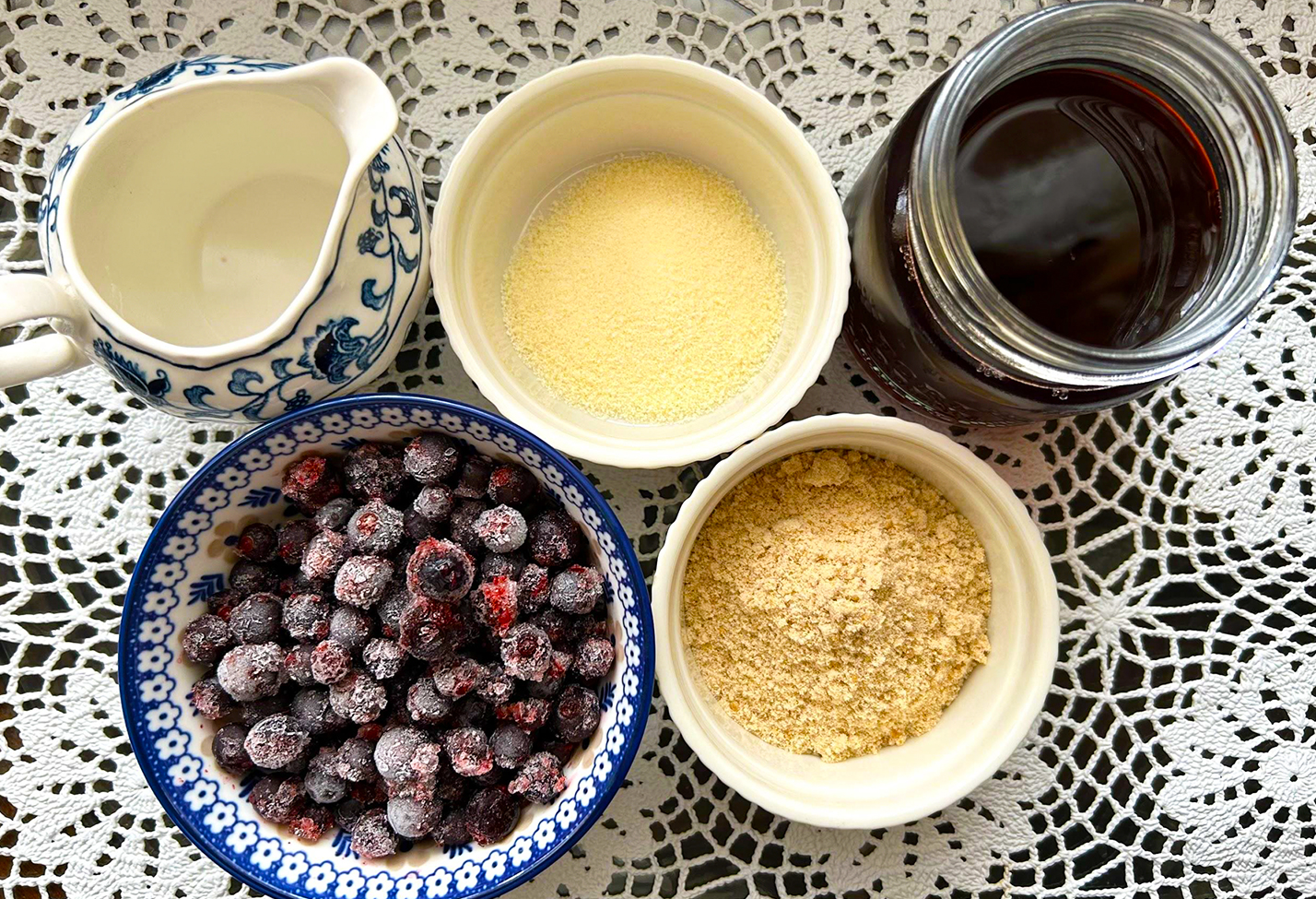 ブラックカラントとレモネードの二層ゼリー