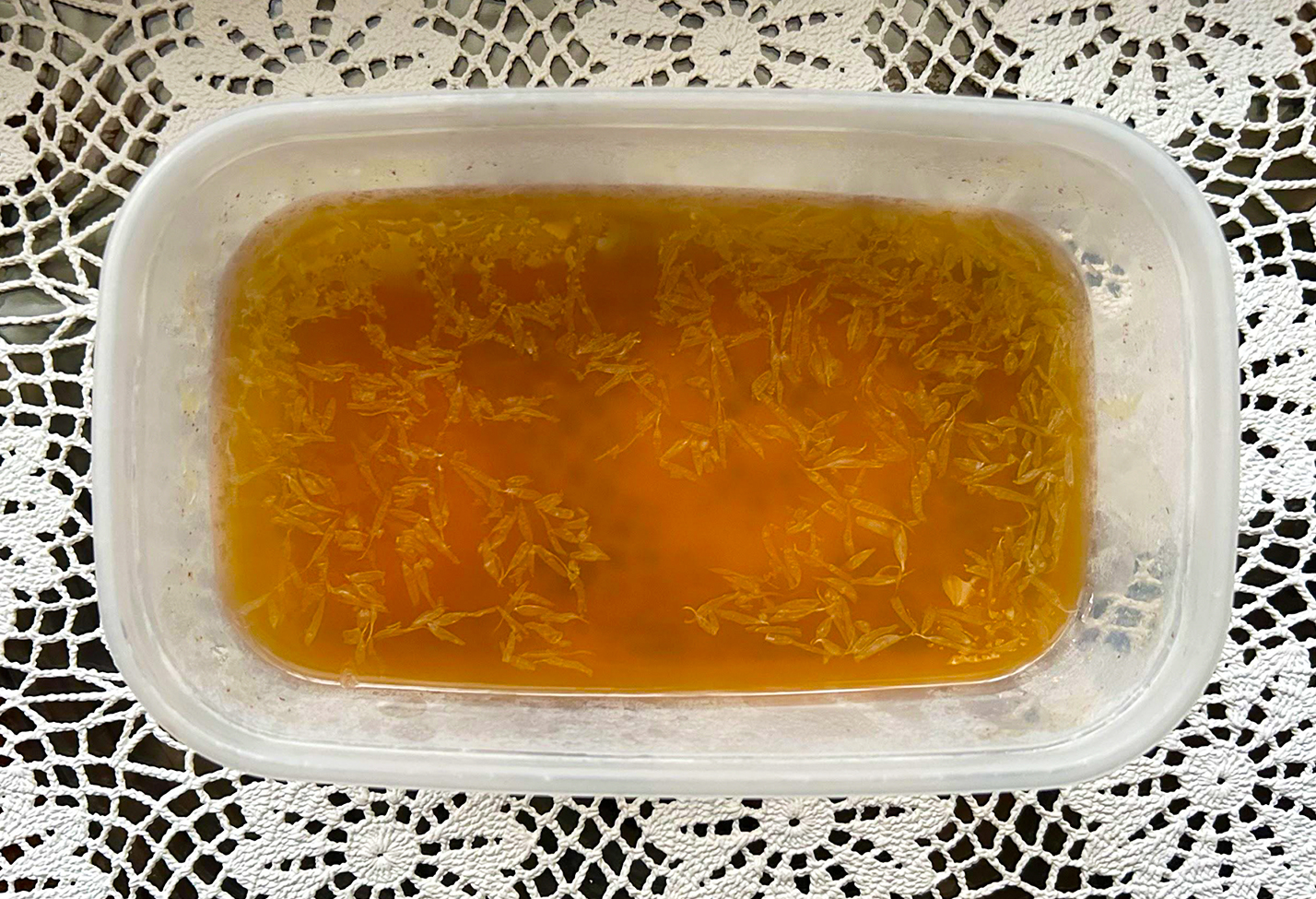 ブラックカラントとレモネードの二層ゼリー