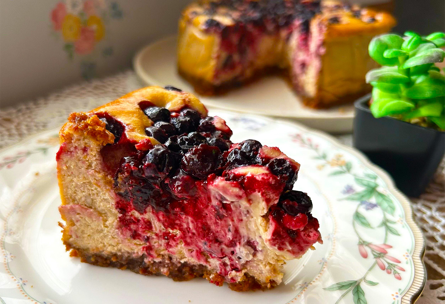 アールグレイ香るブラックカラントチーズケーキ